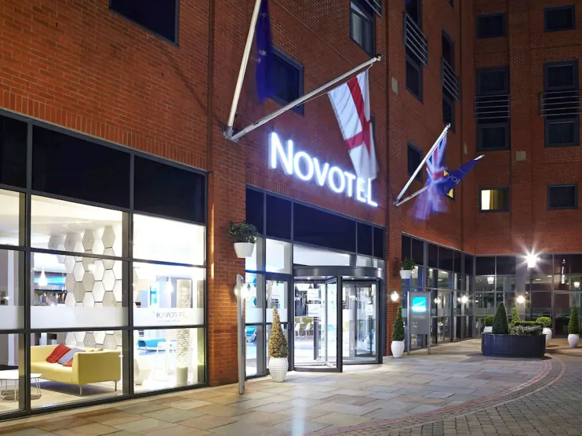 Novotel Manchester Centre - Image 1