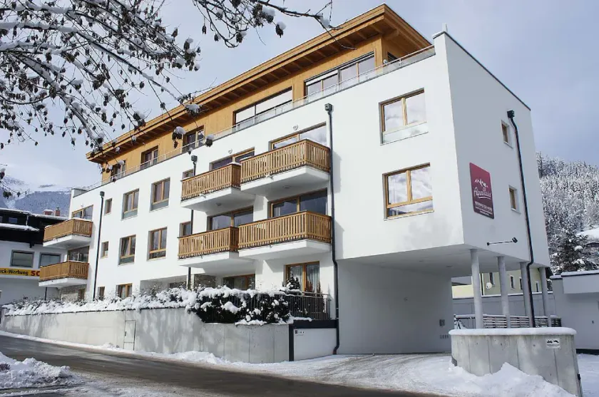 AlpenParks® Residence Zell am See - Image 1