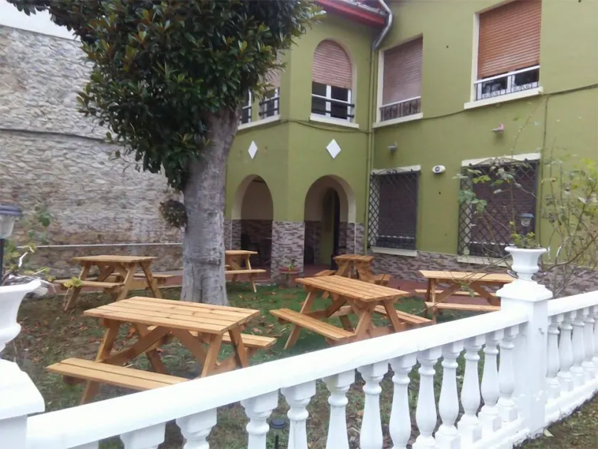 Albergue El Peregrin - Image 1