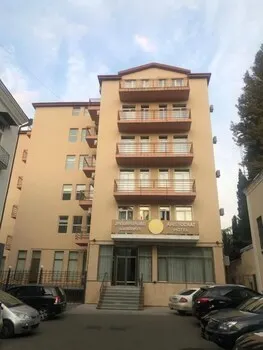 Hotel Aristocrat - Image 1