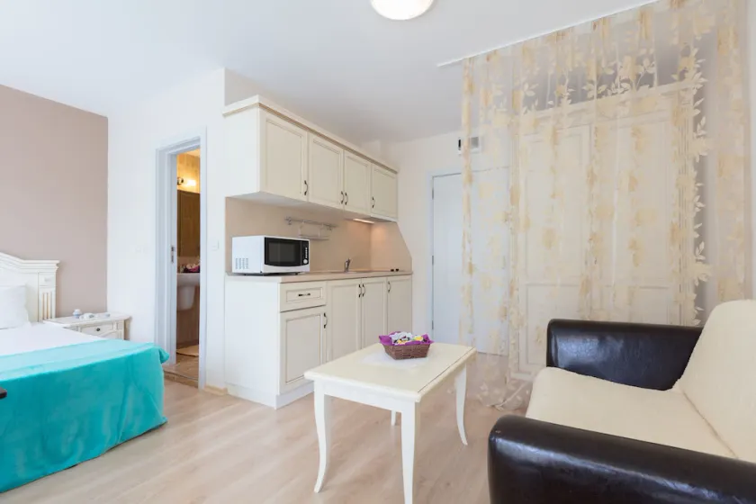 Cozy Studio in Aphrodite Palace Complex - Image 1