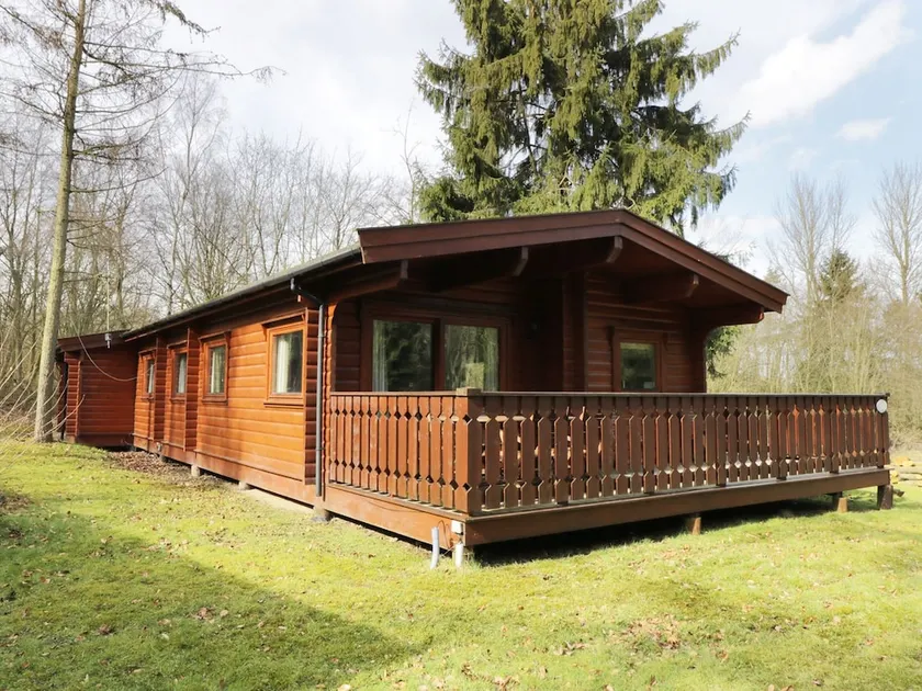 Red Kite Lodge - Image 1