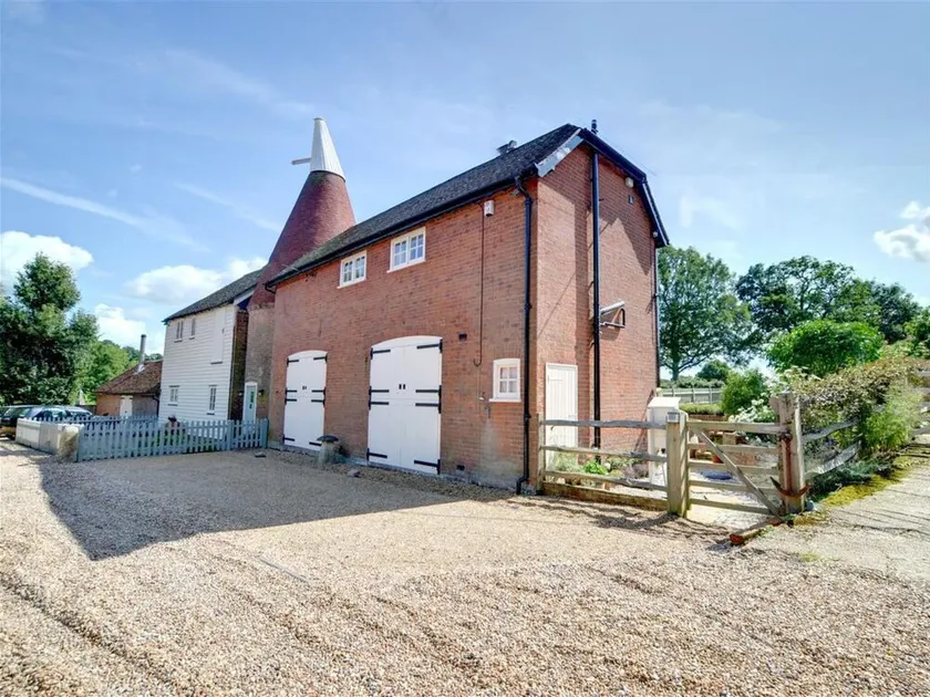 Fosten Lane - Image 1
