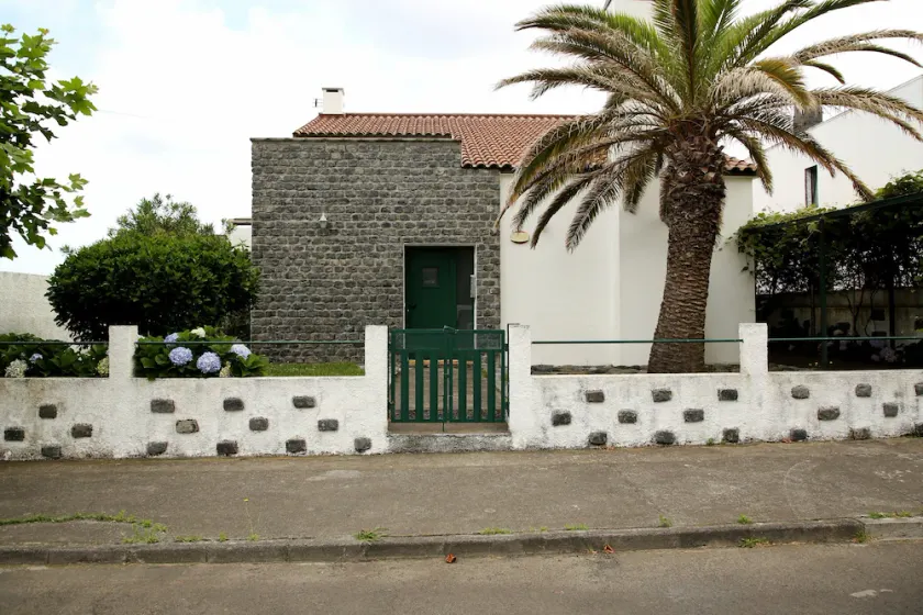 Mosteiros Vineyard House - Image 1