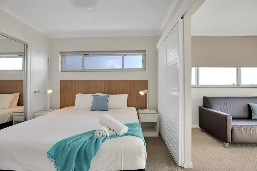 Airtrip Apartments on River Street - Image 1