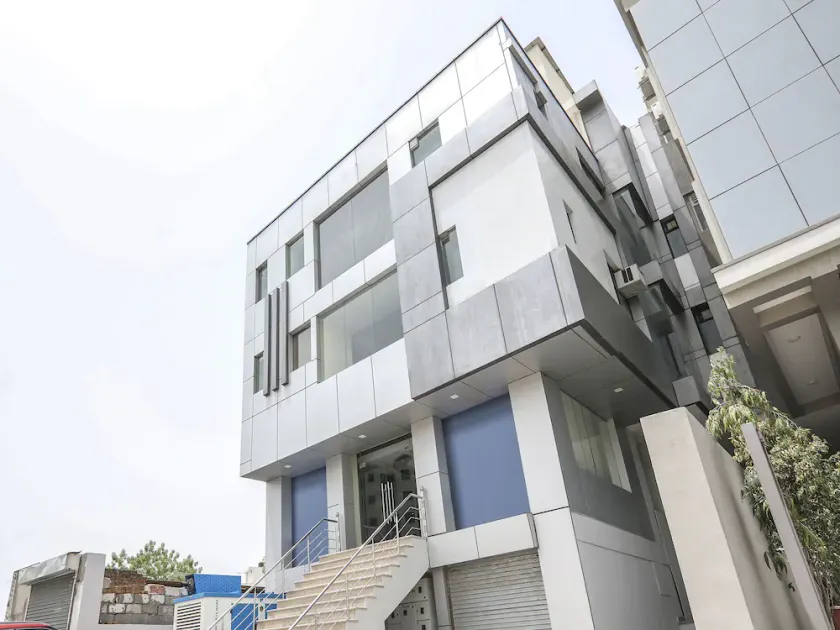 Hotel River Side By OYO Rooms - Image 1