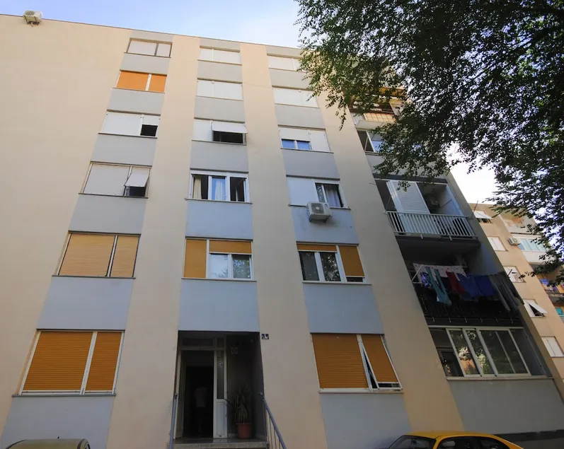 Apartment  Bolt - Image 1