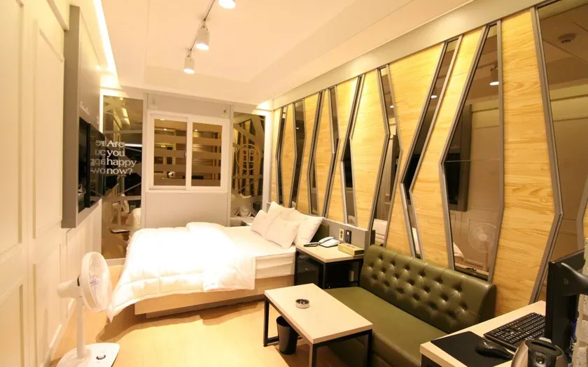Gimcheon B&B Hotel - Image 1