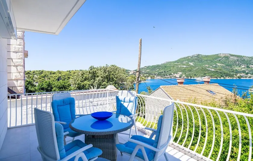 Beautiful Home in Stikovica With Wifi and 2 Bedrooms - Image 1