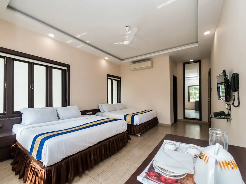 Hotel O Stay Inn - Image 1