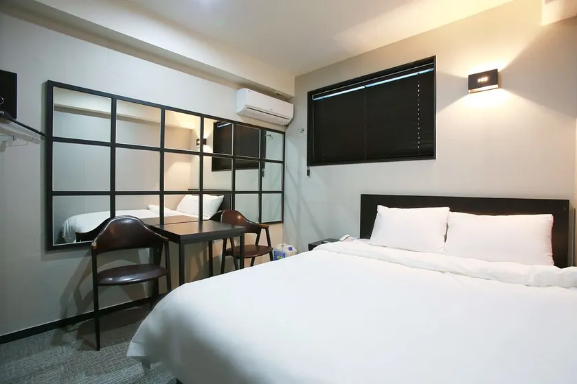 Indeokwon Bliss - Image 1