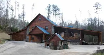 The Lodge at Hideaway Hollow- Copperhill TN - Image 1