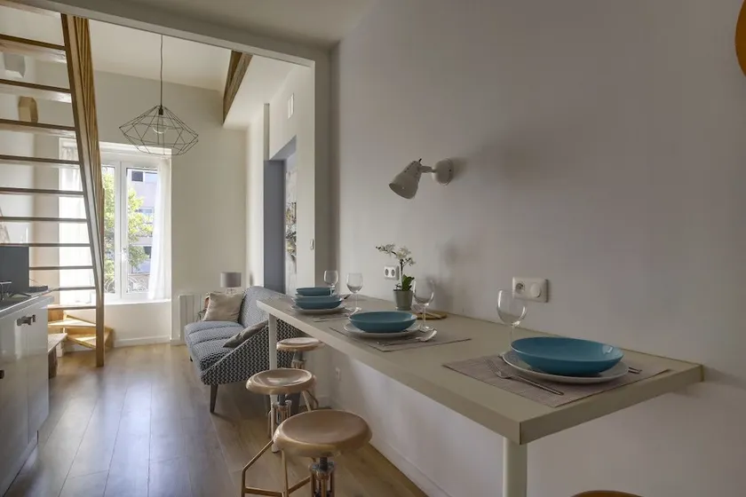 GuestReady - Cosy flat in Lyon city centre - Image 1