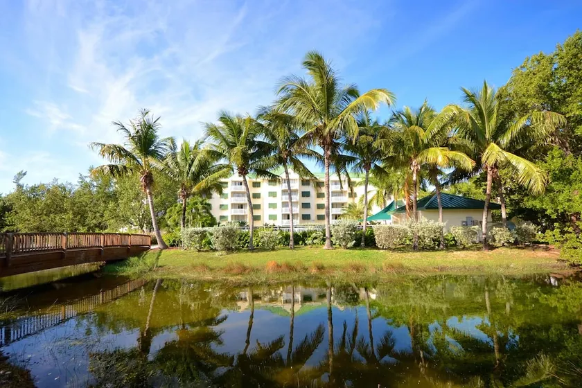 Sunrise Suites Resort - Image 1