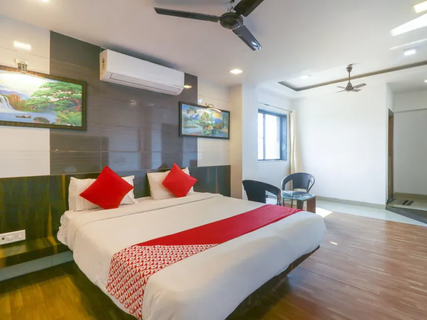 Hotel Centre Point By Oyo Rooms - Image 1
