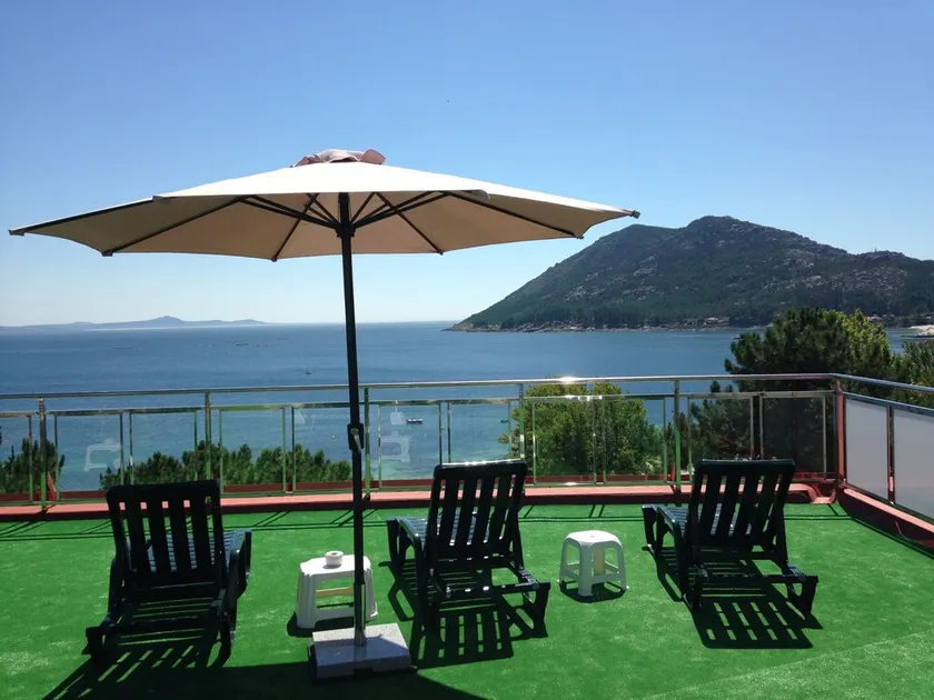 Hostal Solymar - Image 1