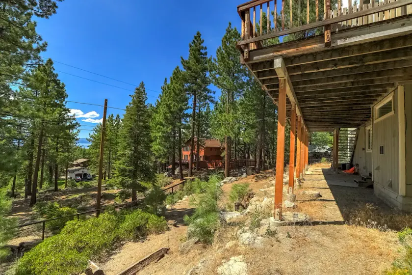 Hall Court Manor - Hot Tub, Pet Friendly, Pool Table! - Image 1