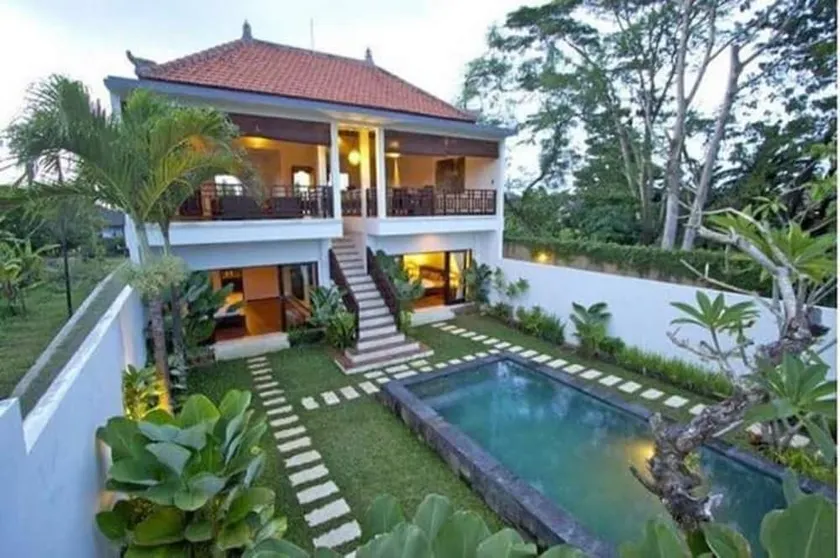 Villa Red Wood Forest - Image 1