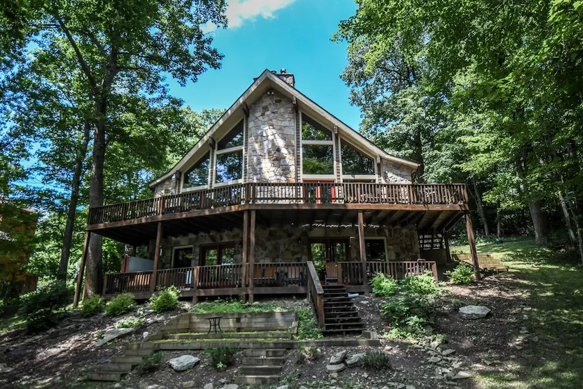 Slip Away Chalet - Image 1