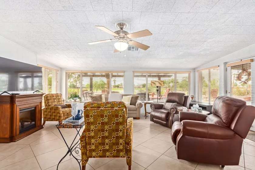 105th Sun City 2 Bedroom Home by Redawning - Image 1