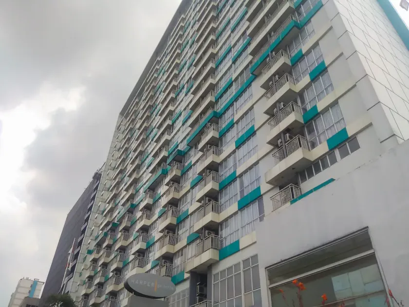 Modern & Brand New 1BR The H Residence By Travelio - Image 1