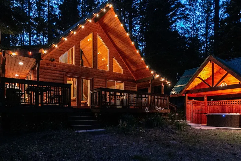Tivoli Chalet - Image 1