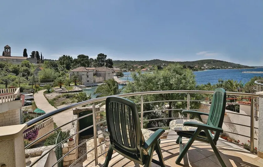 Amazing Home in Drvenik Veliki With 2 Bedrooms - Image 1
