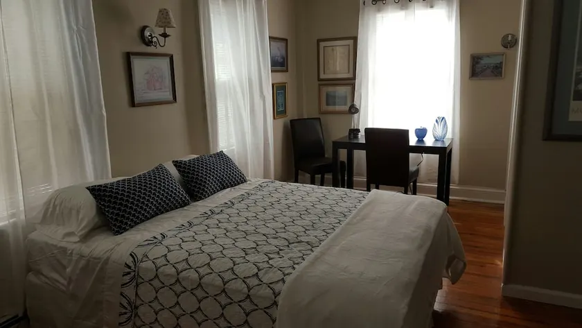 The Ivoryton Inn - Image 1