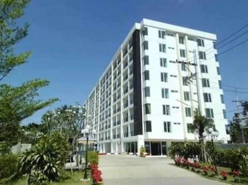 Condo Ratchapruek by Lyn - Image 1