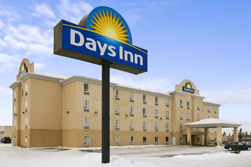 Days Inn by Wyndham Prince Albert - Image 1
