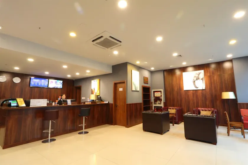 The selected hotel (Changshu Fangta Street Yushan Store) - Image 1