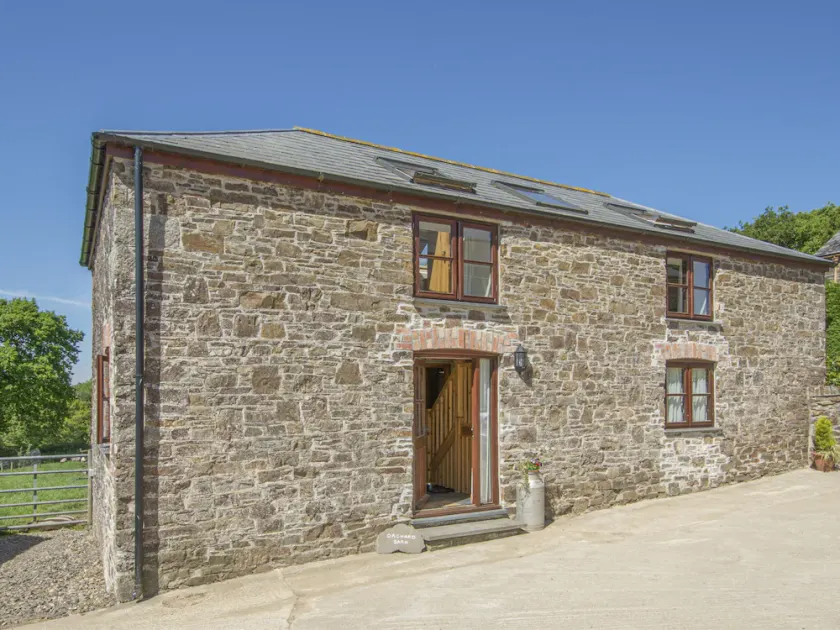 Orchard Barn - Image 1