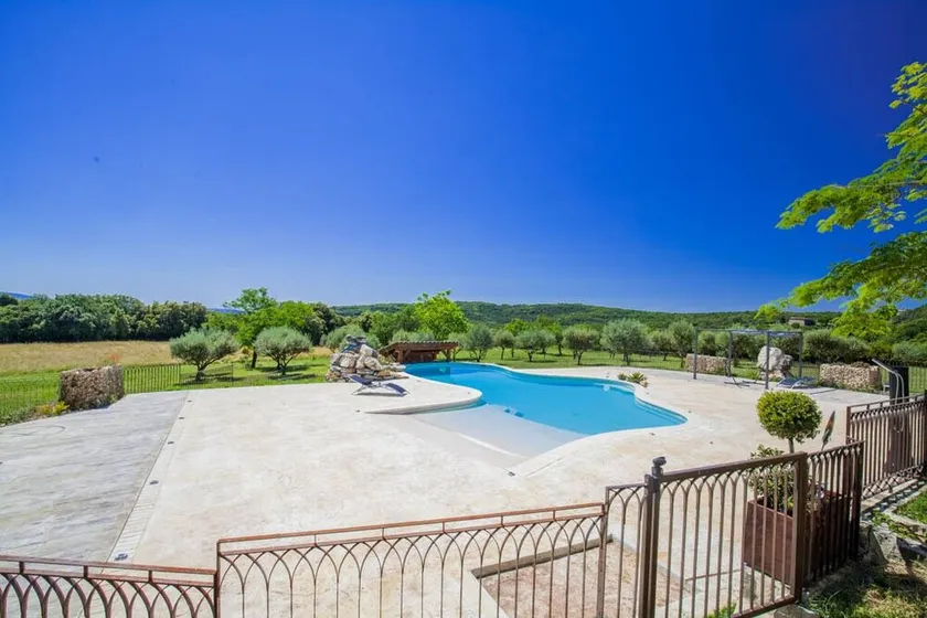 Le Domaine Mas De Louise - Image 1
