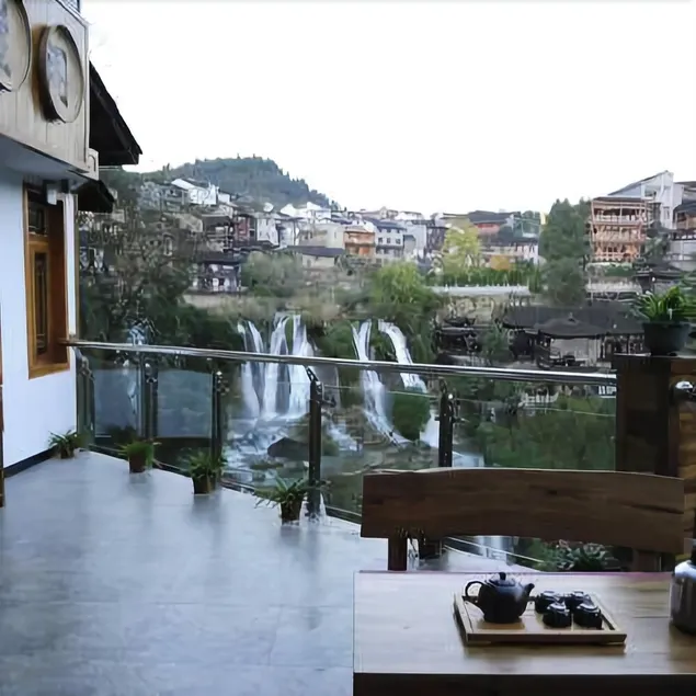 Tianquan Inn (Furong Town Xuanyage) - Image 1