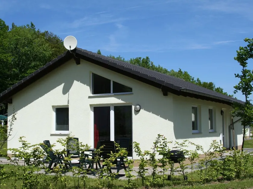 Holiday Home in Hinterhausen With Garden - Image 1