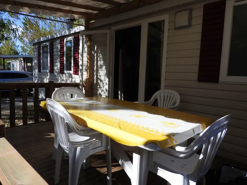 Bungalow With 3 Bedrooms in Valrasplage, With Shared Pool, Terrace and Wifi - 1 km From the Beach - Image 1