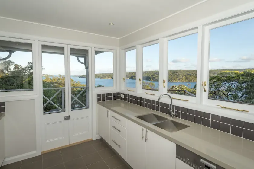 Royal National Park Cottages - Image 1