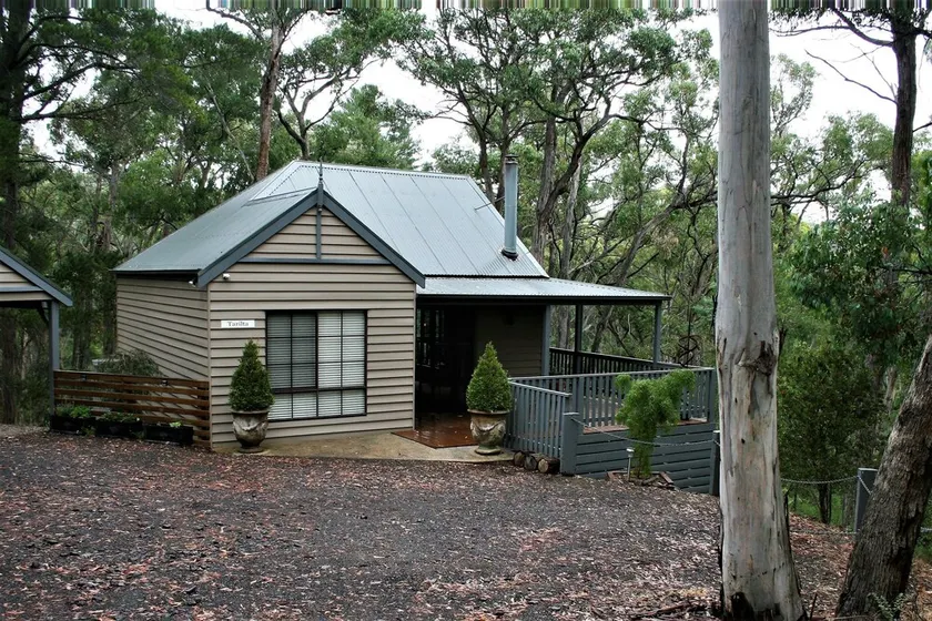 Tangenong Cottages - Image 1