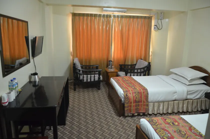 Power Hotel - Image 1