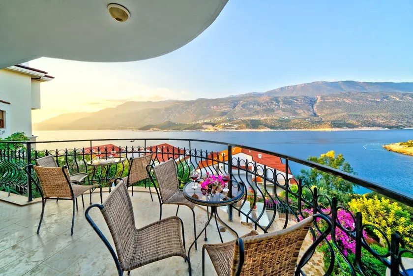 Villa Yunus - Image 1