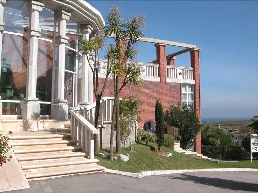 Hotel Torre Cristina - Image 1