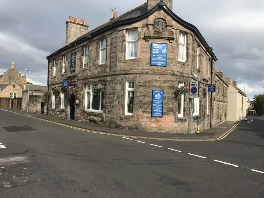 The Cobbled Yard Hotel - Image 1