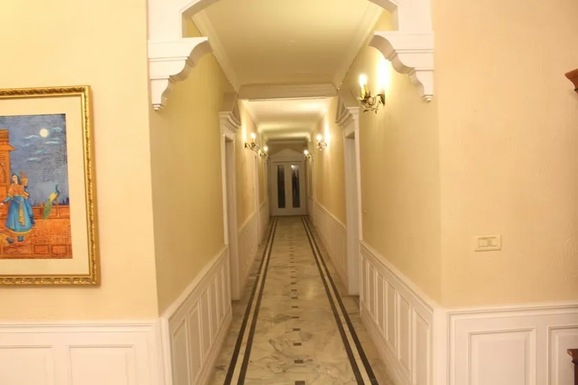 Royal Copenhagen Inn - Image 1