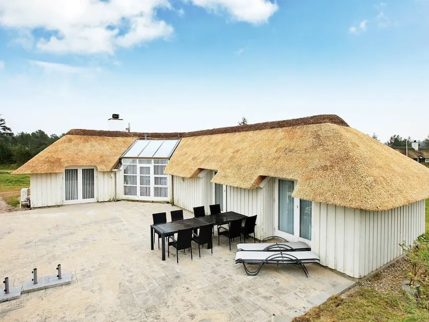 Serene Holiday Home in Vejers Strand With Whirlpool - Image 1