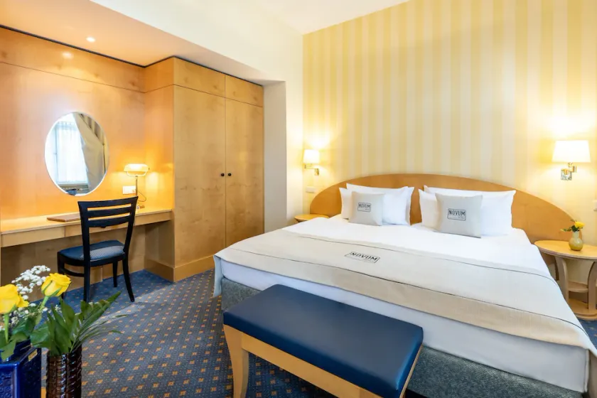 Novum Hotel Kronprinz Berlin - Image 1