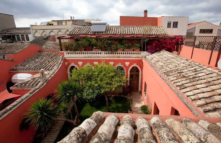 Casa Isotta - Image 1