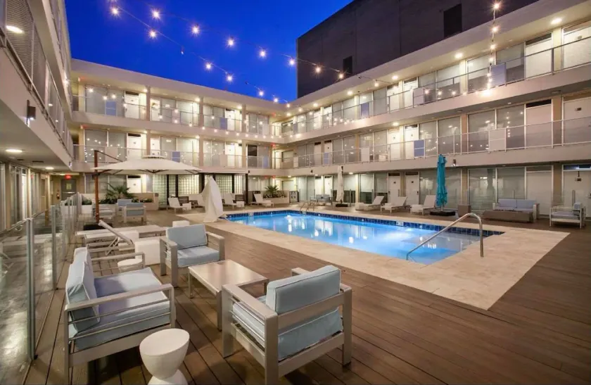 Walthall Lofts Apartments by Barsala - Image 1