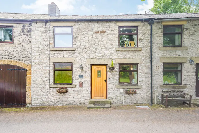 Barr Cottage - Image 1