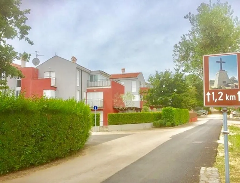 Apartment with 2 bedrooms in Porat with wonderful sea view enclosed garden and WiFi 300 m from the b - Image 1