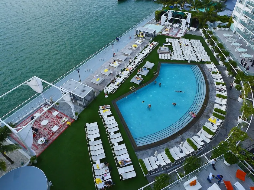 South Beach Studio in a 5 Hotel #1003 - Image 1